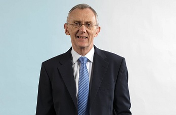 Gary McGann, CEO de Smurfit Kappa, elegido mejor CEO Europeo del Año