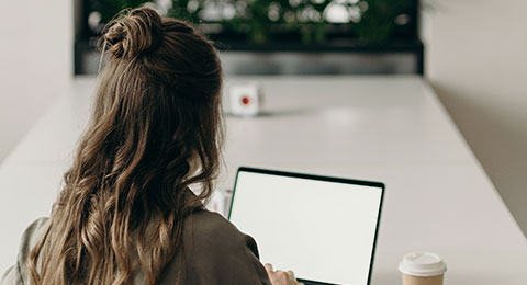 Descubre cómo ayudar a los trabajadores a afrontar una transformación de la empresa